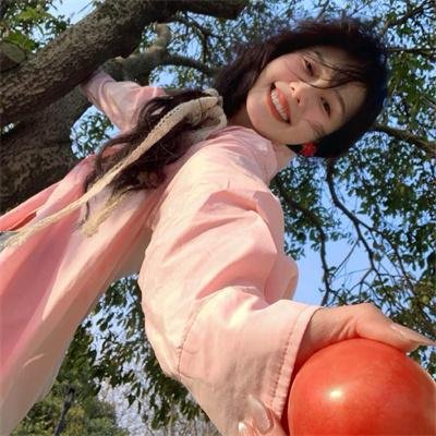 疯狂特务女杀手 封面