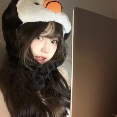 向下扭曲 封面