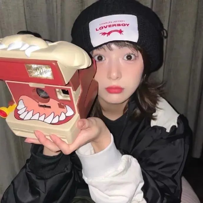 快乐美美向前冲 封面